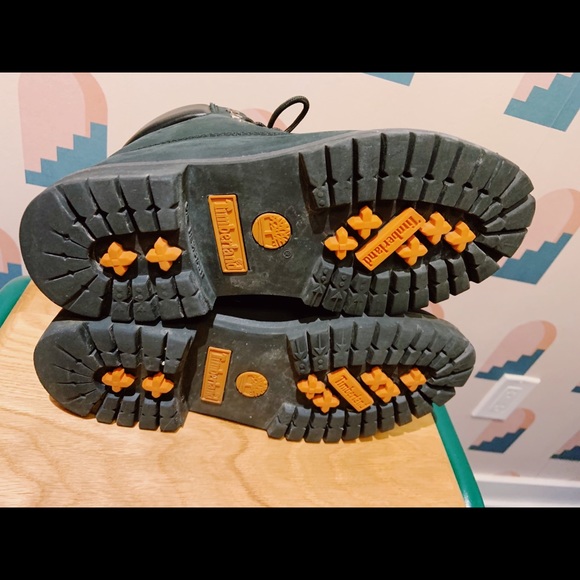 Timberlands Women’s black premium boots - Picture 4 of 4